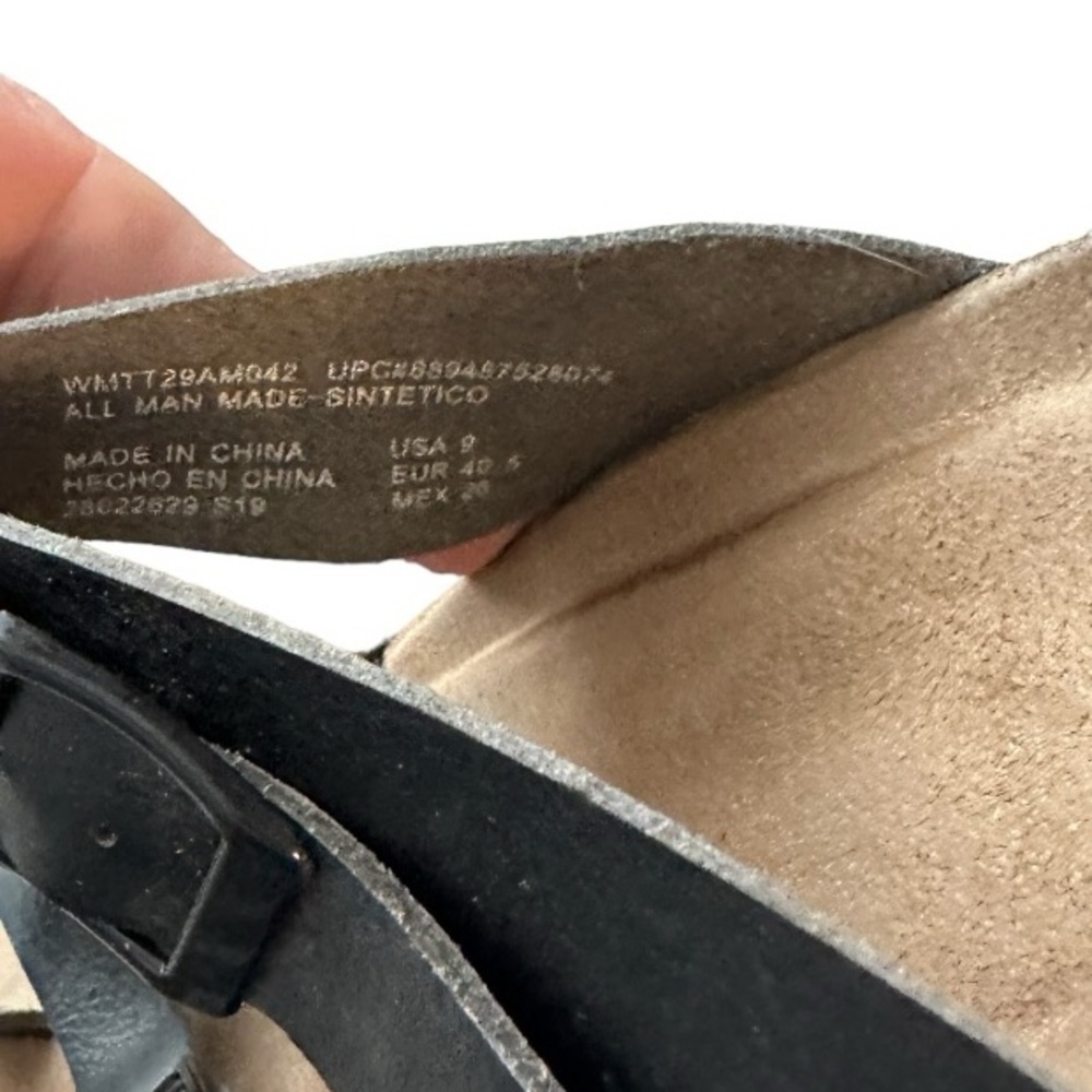 Time and Tru Sandals - Picture 6 of 6